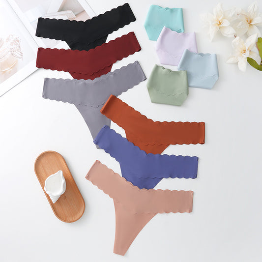 Plus-size Wavy-edged V-shaped Breathable Cotton-crotch Fitness Thong